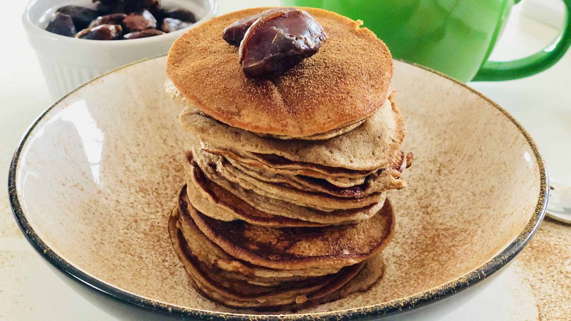Banana & date pancakes