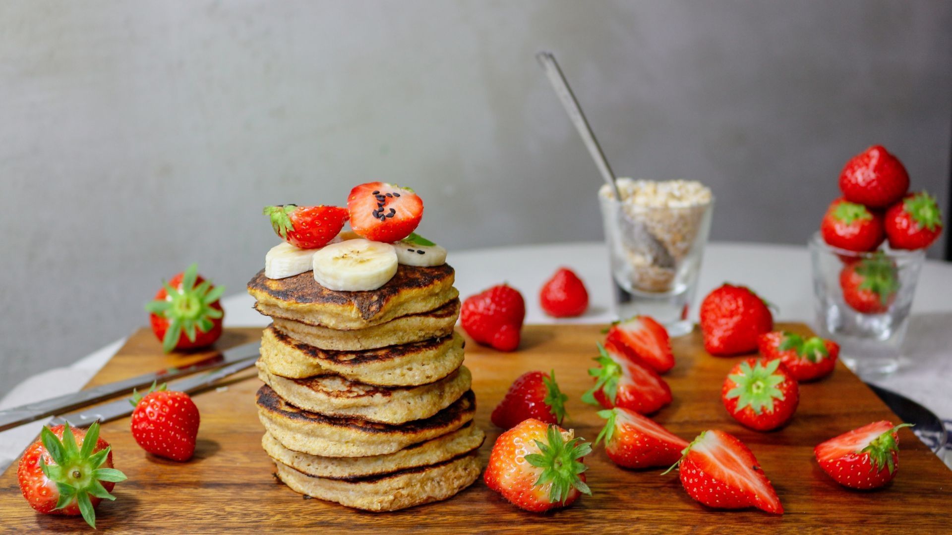 Strawberry & banana pancakes