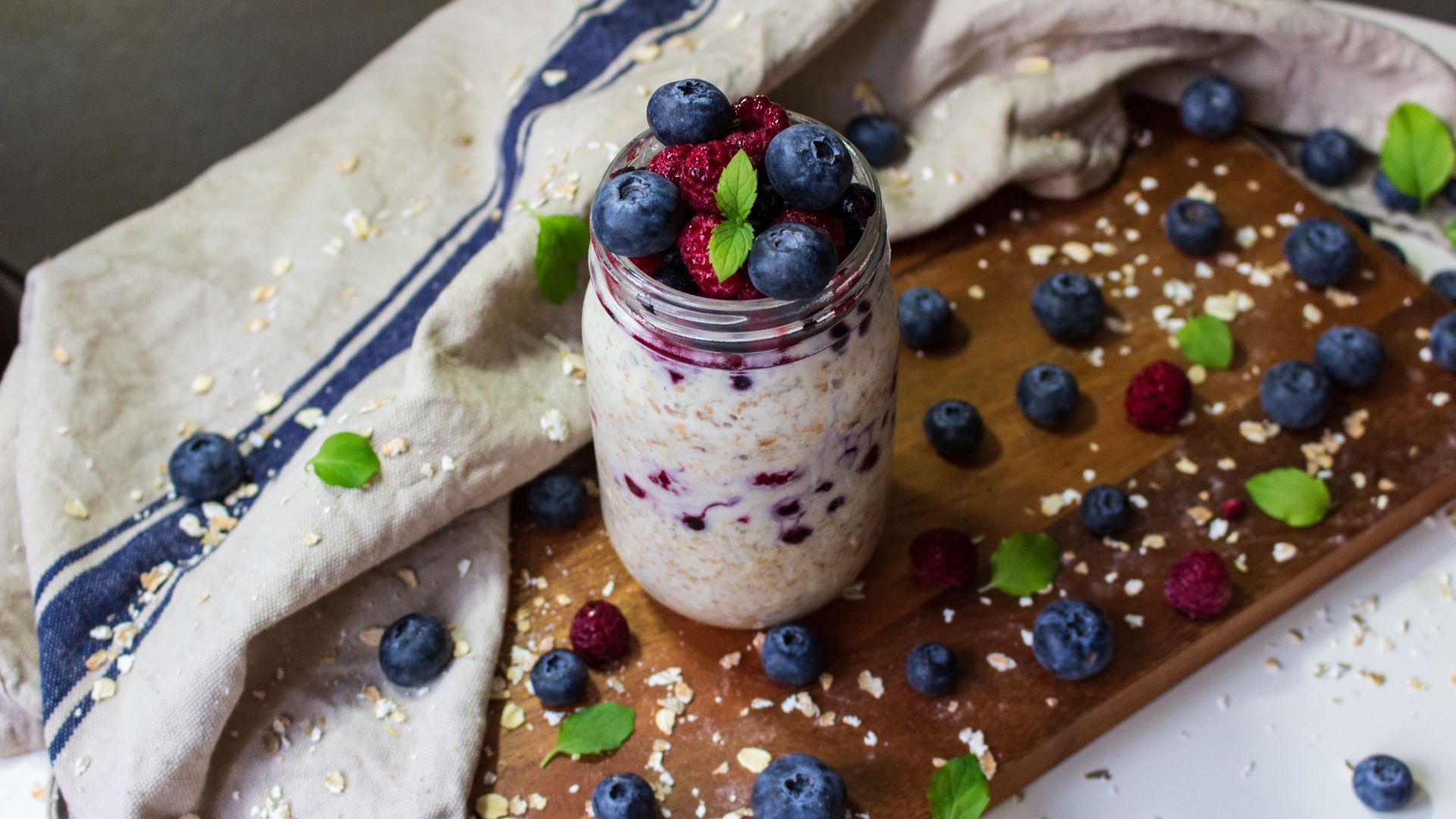 Blueberry overnight oats